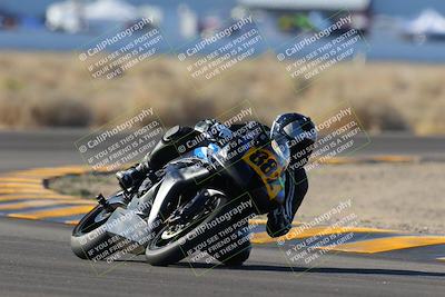 media/Oct-29-2022-CVMA (Sat) [[14c0aa3b66]]/Race 9 Amateur Supersport Middleweight/